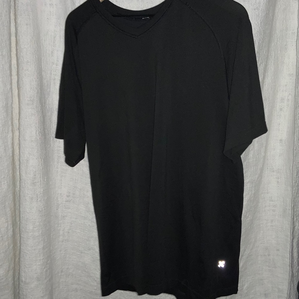 Lululemon Metal Vent Tech S/L Tee